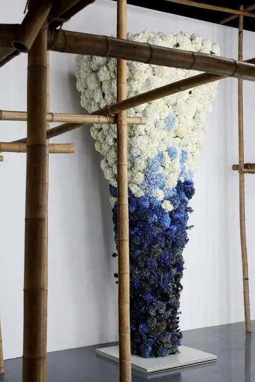 時尚、藝術、花卉 一場盛開的對話