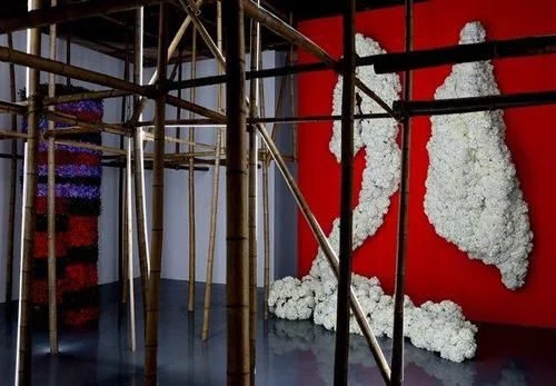 時尚、藝術、花卉 一場盛開的對話