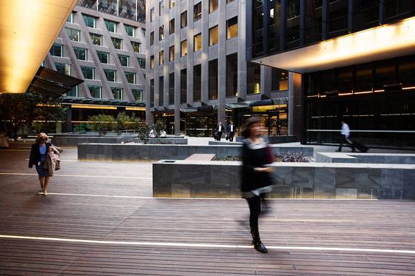 新城市廣場——如何讓建筑間的空間具有活力