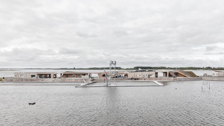 丹麥這座公園,有趣結(jié)合了人造設(shè)施與自然景觀