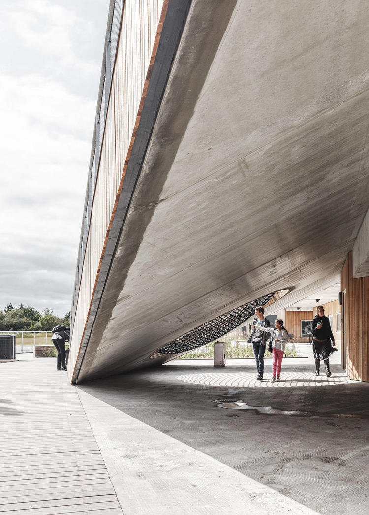丹麥這座公園,有趣結(jié)合了人造設(shè)施與自然景觀