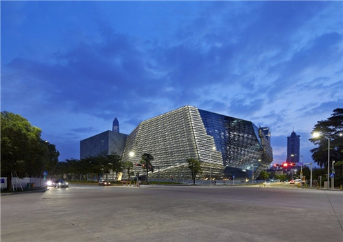 深圳當代藝術館及城市規劃展覽館