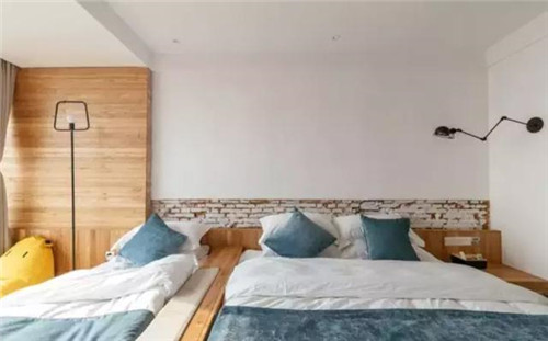 蘇州西山一家設計極簡工業風的民宿