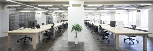 一切從簡(jiǎn)，奈良塑料容器裝扮辦公室設(shè)計(jì)方案