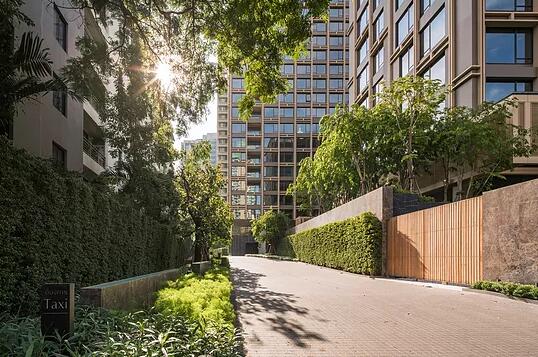 泰國(guó)曼谷Sindhorn住宅景觀設(shè)計(jì)