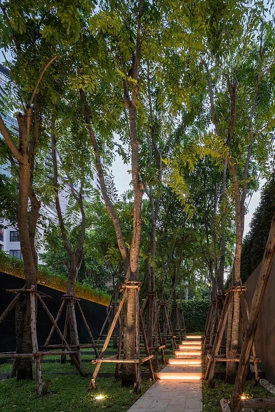 泰國(guó)曼谷Sindhorn住宅景觀設(shè)計(jì)