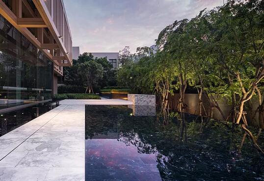 泰國(guó)曼谷Sindhorn住宅景觀設(shè)計(jì)