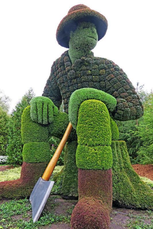 加拿大渥太華植物雕塑作品展，中國作品歡迎