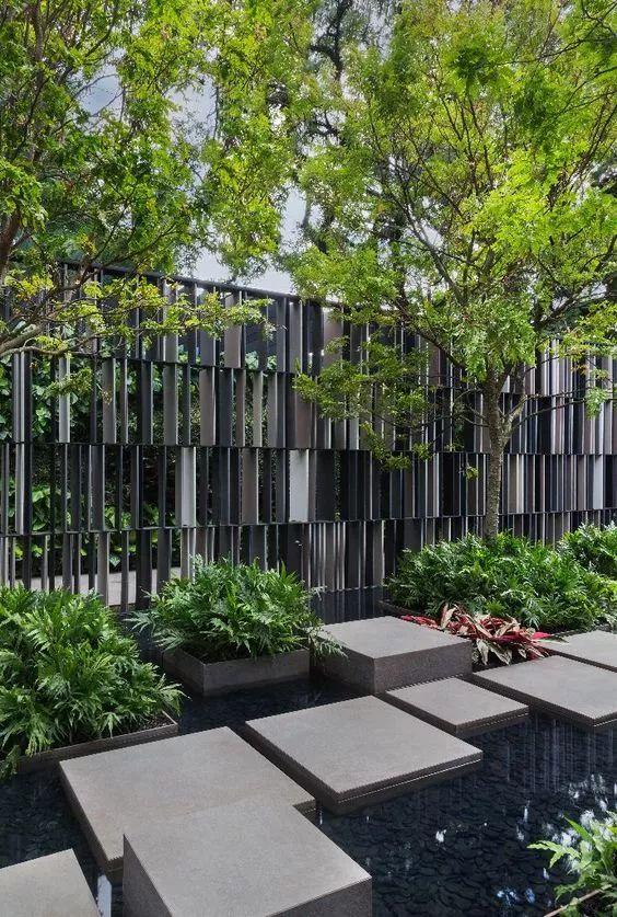 別墅庭院圍墻必備的5種設(shè)計(jì)!