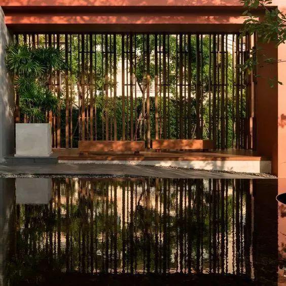 別墅庭院圍墻必備的5種設(shè)計(jì)!