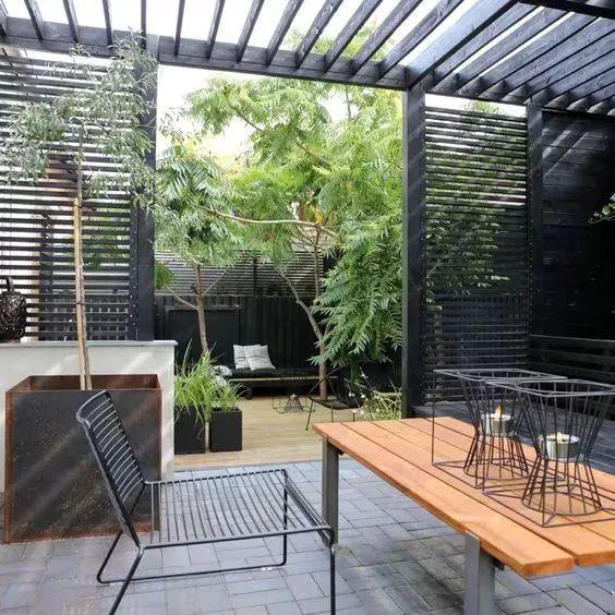 別墅庭院圍墻必備的5種設(shè)計(jì)!