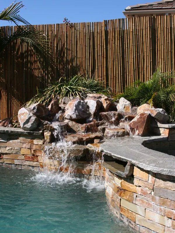 別墅庭院圍墻必備的5種設(shè)計(jì)!