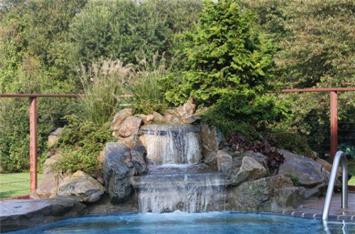 設(shè)計巧妙瀑布景觀江南美景花園