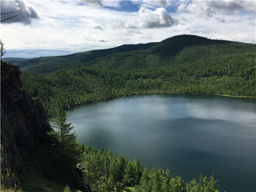 內蒙古阿爾山森林公園駝峰嶺天池