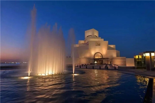 建筑大師貝聿銘創造出波斯灣上的城市明珠