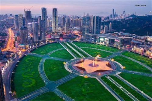 大連星海廣場(chǎng)——亞洲最大的城市廣場(chǎng)