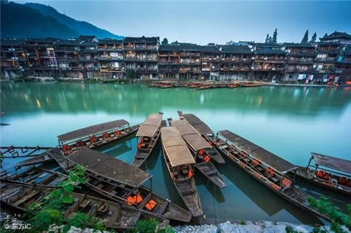 千城一色 斷崖城市文化該去何處續(xù)接