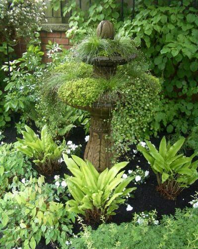 充滿藝術氣息的花園:帶有雕塑感的石頭