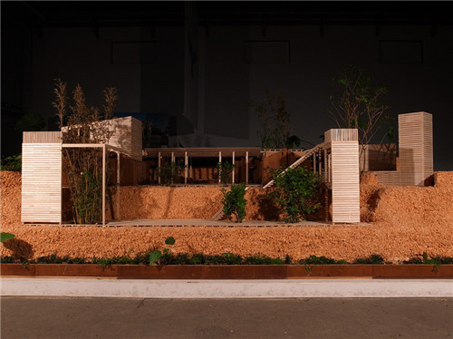 叢林中廢棄農(nóng)舍改造而成的自然住宅