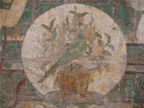 中國的插花技藝卻比其早出現千年！