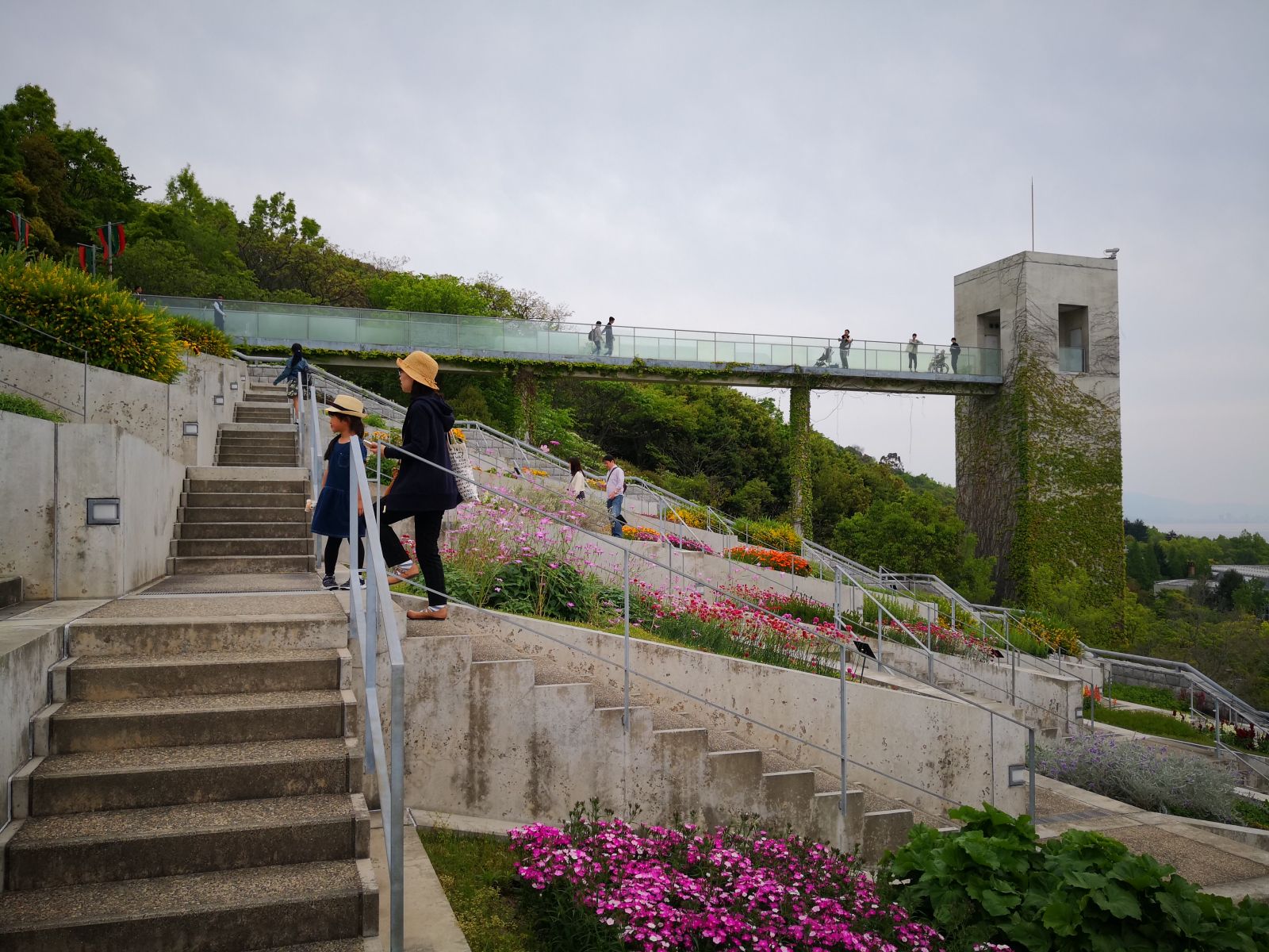 參觀大師安藤忠雄作品 考察大阪住宅與商業(yè)建筑