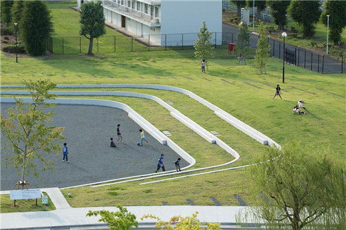 日本代市互助保險(xiǎn)公司辦公環(huán)境景觀設(shè)計(jì)