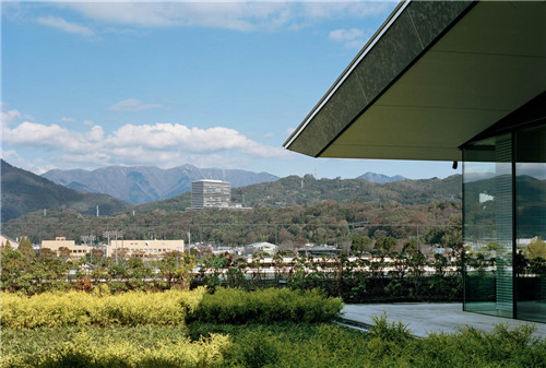 日本代市互助保險(xiǎn)公司辦公環(huán)境景觀設(shè)計(jì)