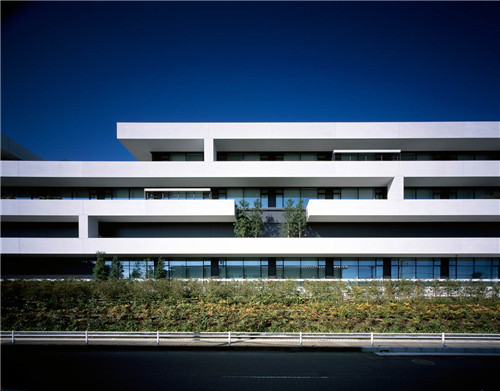 日本代市互助保險(xiǎn)公司辦公環(huán)境景觀設(shè)計(jì)