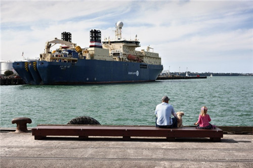 奧克蘭海濱工業區北碼頭長廊濱水景觀的改造