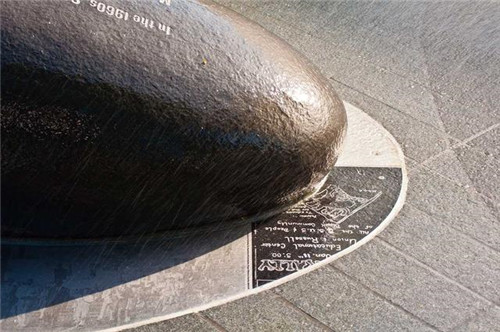 園林景觀中的休閑坐凳綻放著設計的魅力