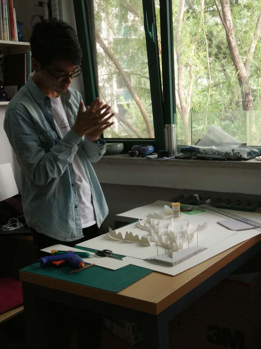 羅青：創(chuàng)造有情感意義的空間序列