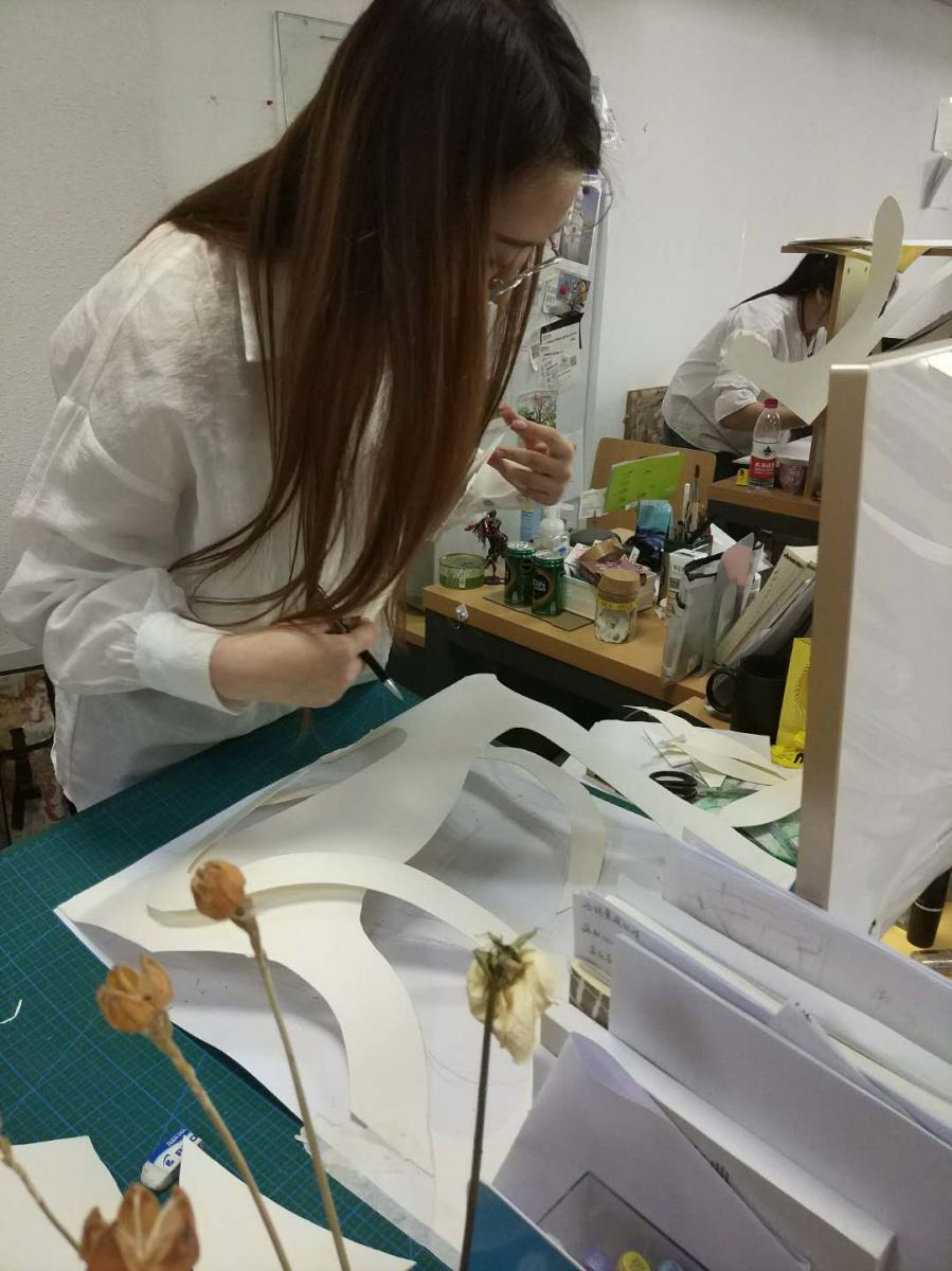 羅青：創(chuàng)造有情感意義的空間序列