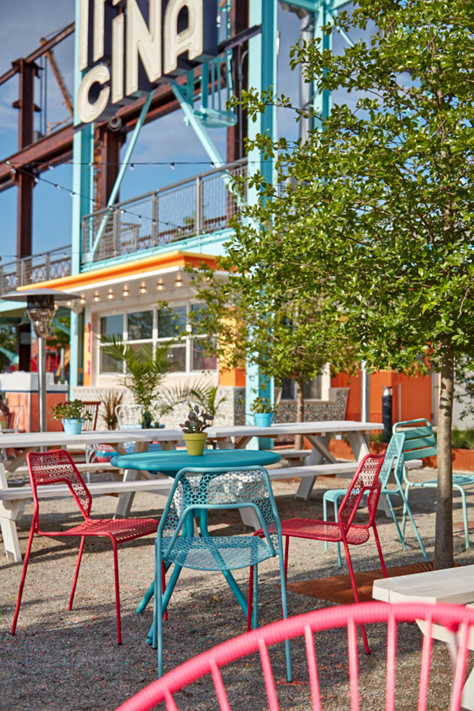 詹姆斯?科納設計的多米諾公園在紐約開放