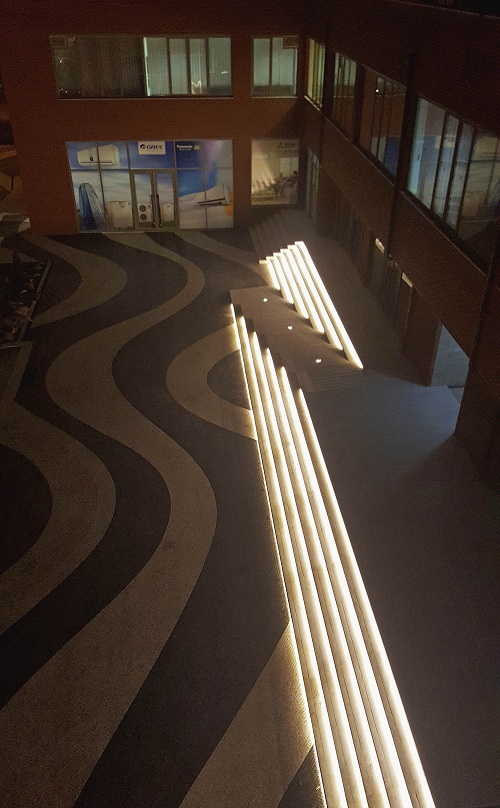 黑白交織的空間——Lana Park