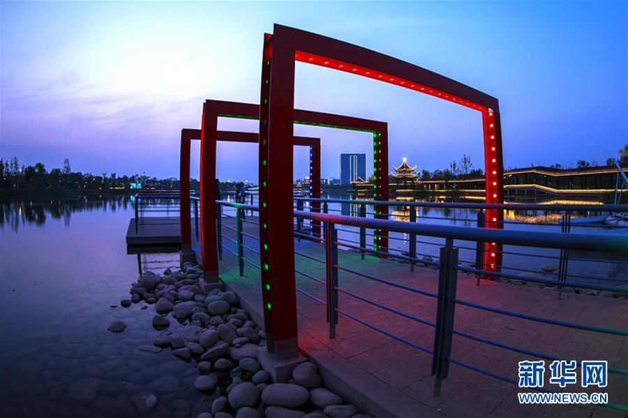 江蘇泰興：生態(tài)修復(fù)　“詩化”岸線