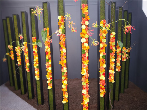 國內外花藝大師同臺獻藝 秦皇島舉辦國際插花藝術展