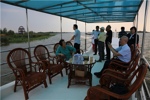 衡水市舉辦院士行衡水城市發展調研活動