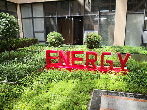 園冶杯專(zhuān)業(yè)獎(jiǎng):新華國(guó)際廣場(chǎng)天井園林景觀