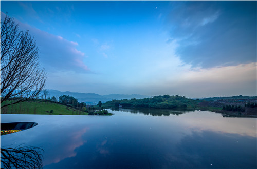 敬畏自然，與自然共生