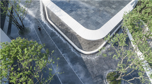 山水比德利征：探索人類重返自然的路線圖