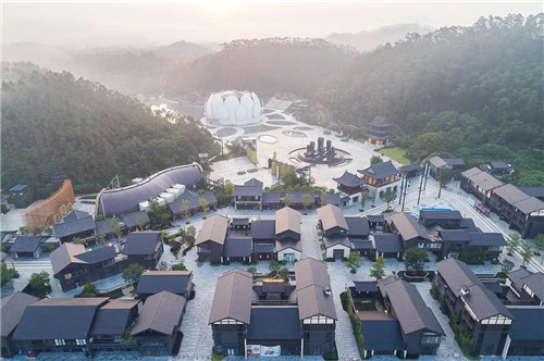 禪緣此地，不向遠方——新興禪域小鎮