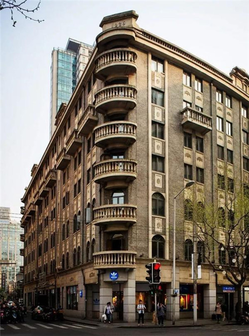 海上“繁花”：對城市的繪寫、設計其實都與情感相關