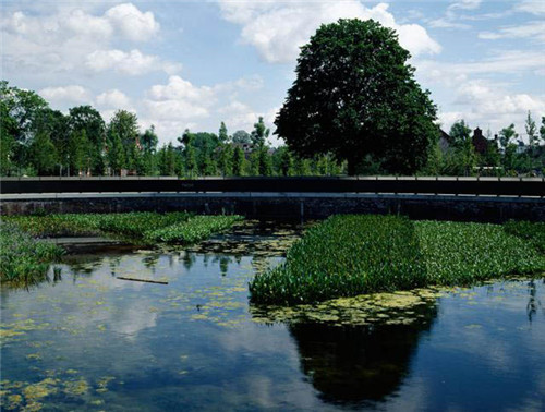 埃菲爾鐵塔周邊將改造為大花園，由哪位大師設計？