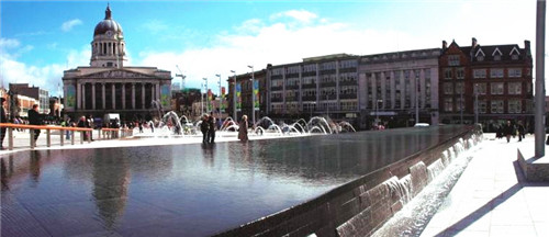 埃菲爾鐵塔周邊將改造為大花園，由哪位大師設計？