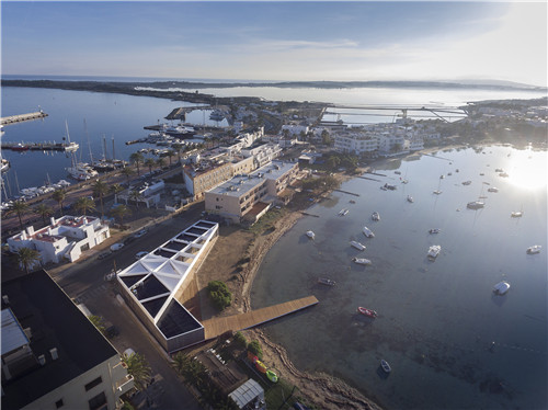 　CENF福梅特拉航海驅(qū)逐中心