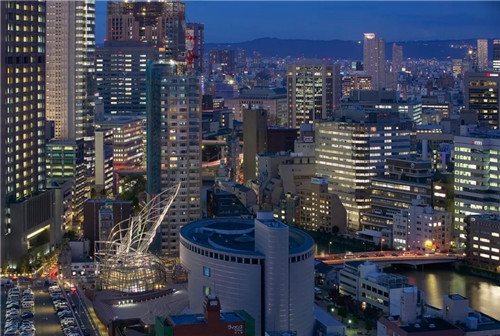 著名建筑大師西薩·佩里逝世