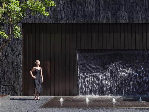 湖山有容,退貯溪谷——重慶弘陽·天宸一品