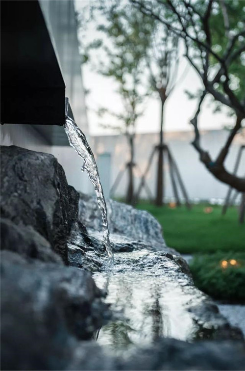 關(guān)于水的愛(ài)與記憶丨西安招商雍景灣