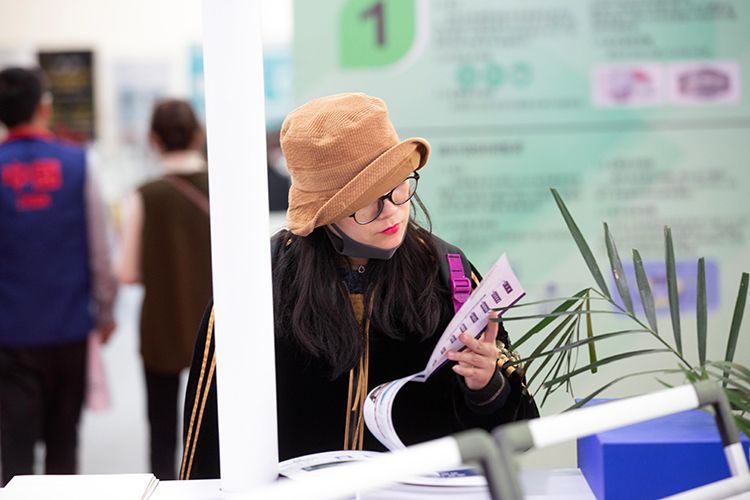 第十八屆住博會(huì)開幕 立體園林生態(tài)住房引關(guān)注