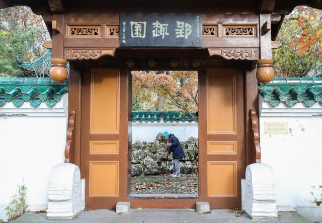 守護(hù)魯爾河畔中國園林的德國志愿者